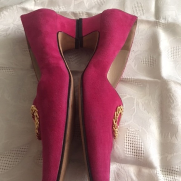 St. John suede low heeled pump size  10AA - Picture 4 of 7